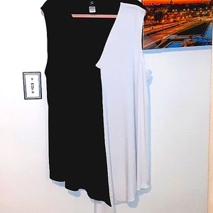 🤑Black n white Colorblock sleeveless  top